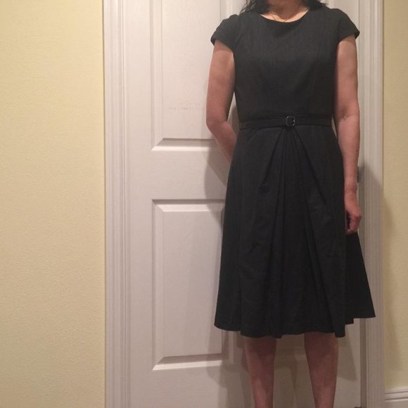 Weekend Maxmara-Charcoal-Grey Short Sleeve Dress - Picture 5 of 8